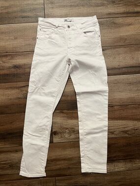 Zara White Slim Straight Jeans
